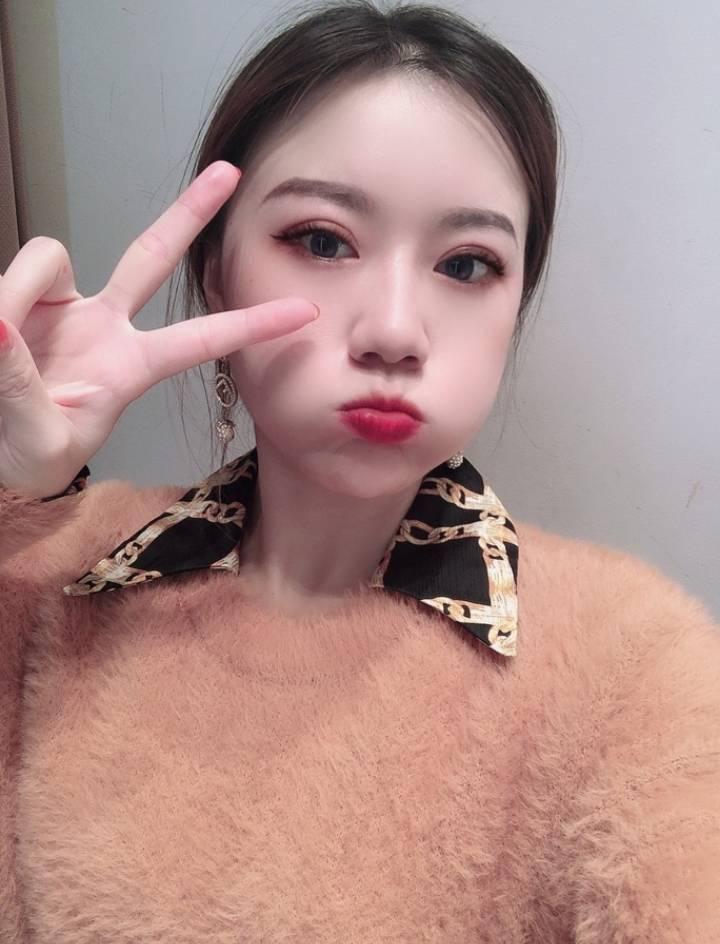 服务很好的诱人女