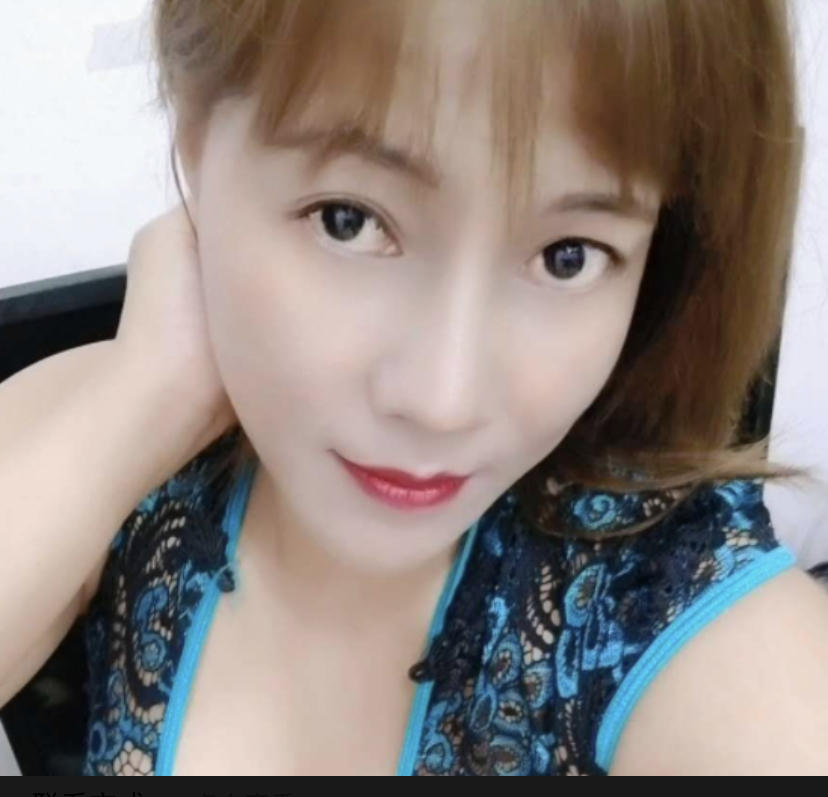 性感身材好 大胸美女